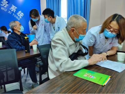 全民營(yíng)養(yǎng)周科普進(jìn)校園 公衛(wèi)研究生黨支部在行動(dòng)